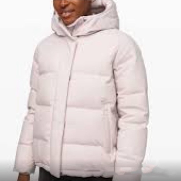 NWT Lululemon Wunder Puff Jacket 8, sadly did not fit me, - Picture 8 of 16